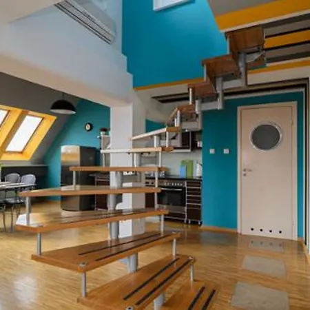 Absyntapart Market Square Apartament *