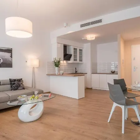 Absyntapart Biskupia شقة *